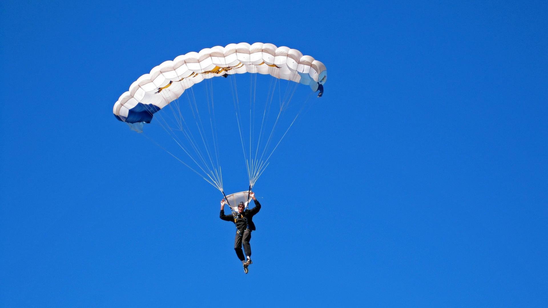 电竞设备升级推进比赛公平公正，电竞设备配置