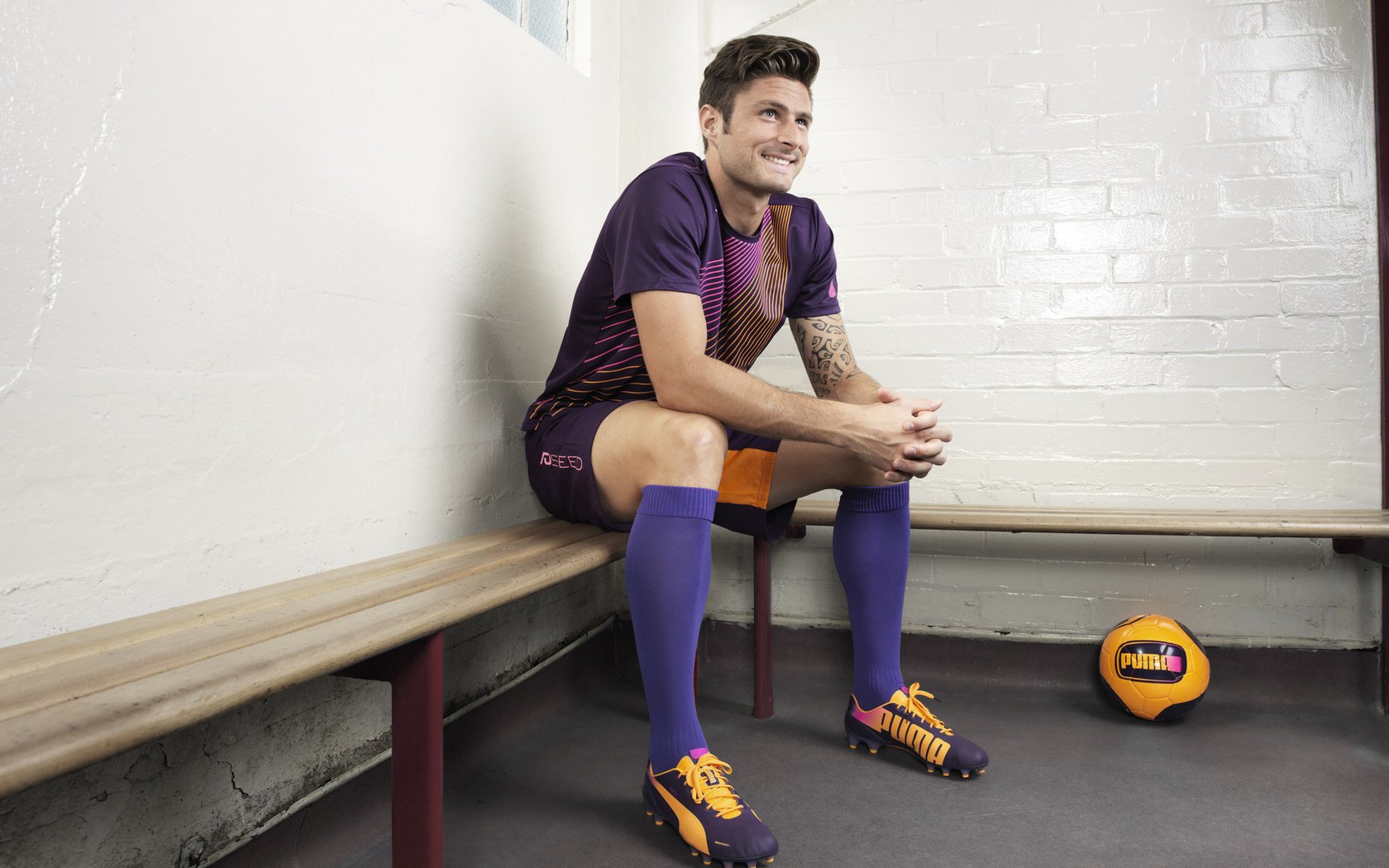 骑士与主场周边商户合作推出“城市篮球嘉年华”,骑士主场球馆